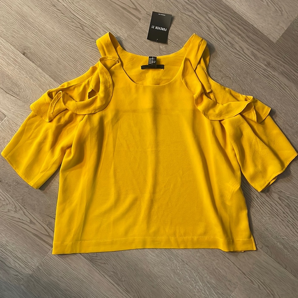 Forever 21 off the shoulder tank top